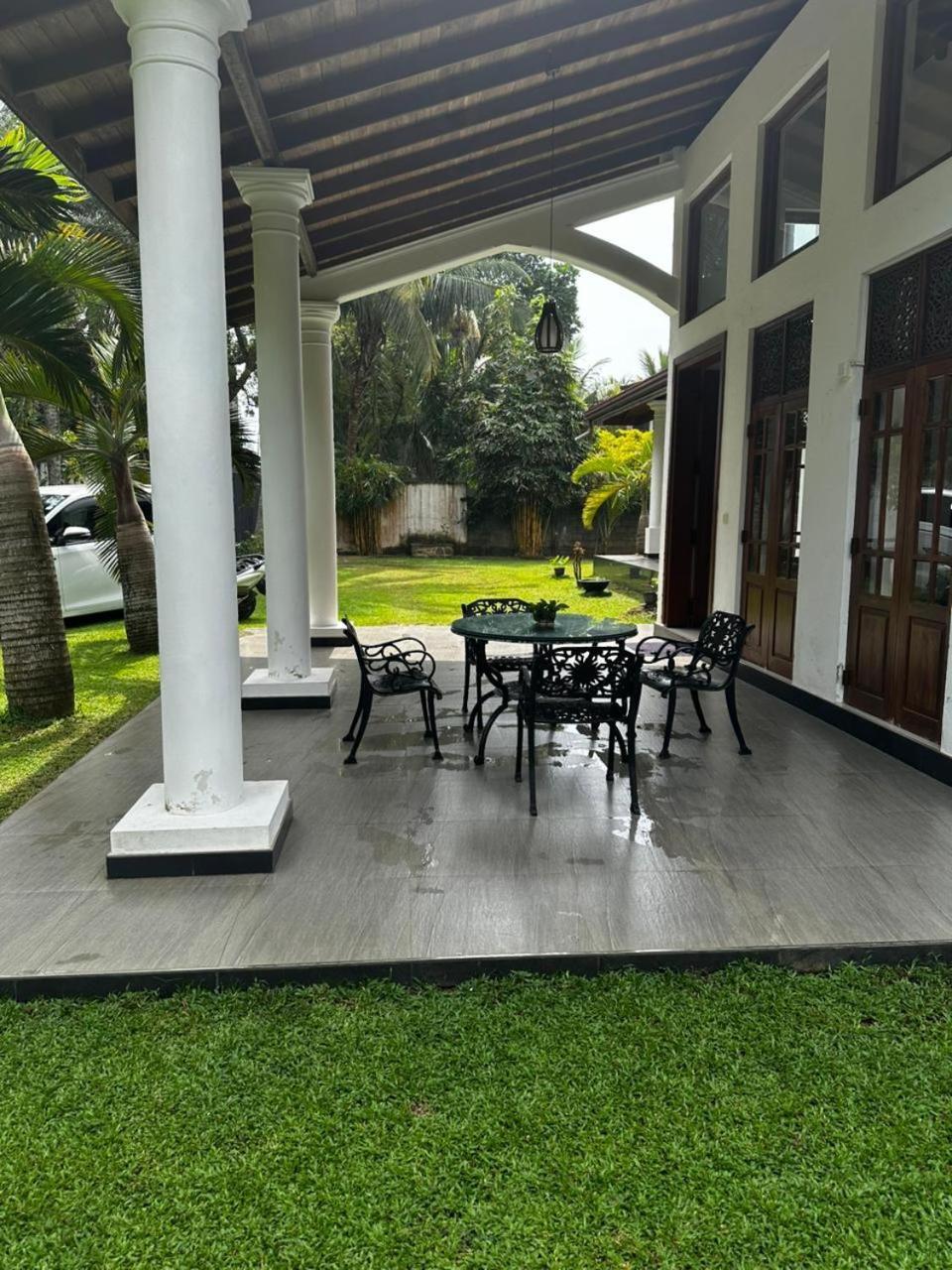 Curve Hiri Apartment Dikwella Exterior foto