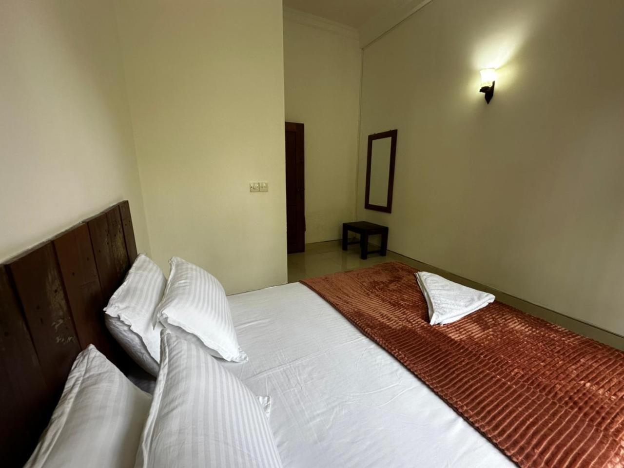 Curve Hiri Apartment Dikwella Exterior foto