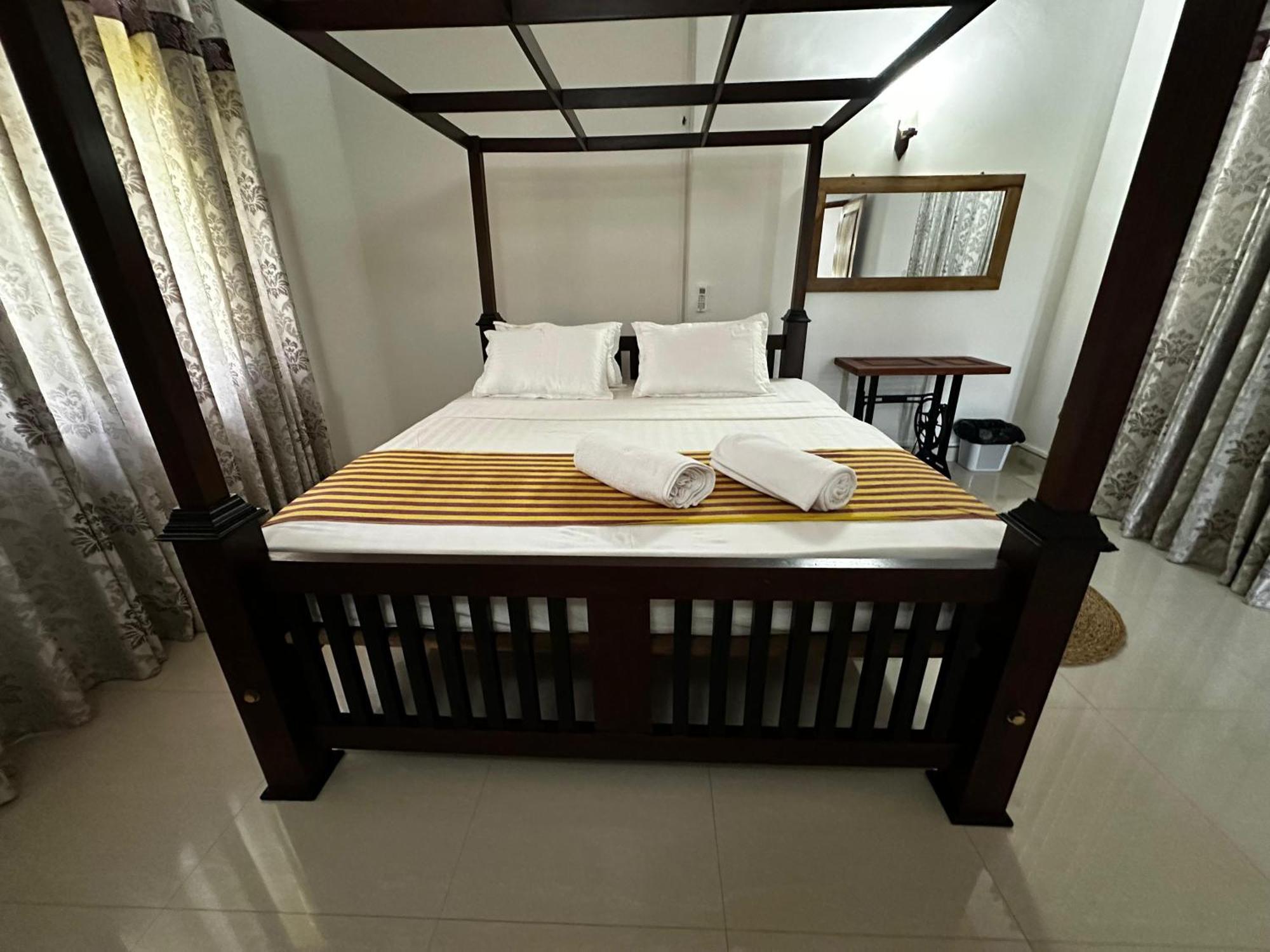 Curve Hiri Apartment Dikwella Exterior foto